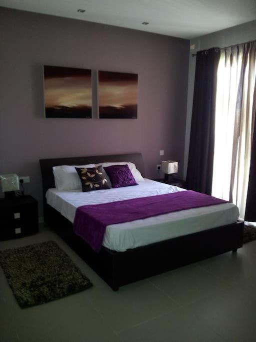 Sunny 2 Bedroom, 2 Bathrooms, Seaside Apt. Sliema Zewnętrze zdjęcie