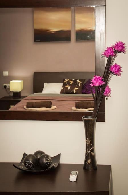 Sunny 2 Bedroom, 2 Bathrooms, Seaside Apt. Sliema Zewnętrze zdjęcie