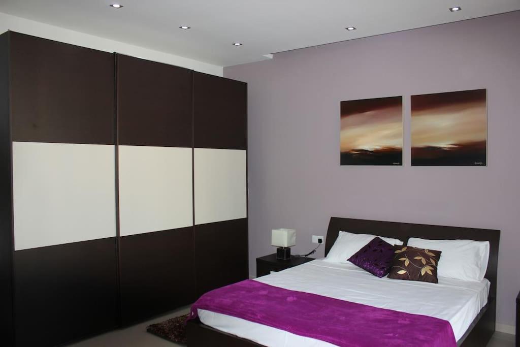 Sunny 2 Bedroom, 2 Bathrooms, Seaside Apt. Sliema Zewnętrze zdjęcie