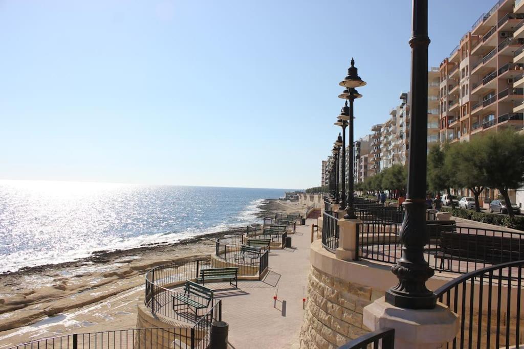 Sunny 2 Bedroom, 2 Bathrooms, Seaside Apt. Sliema Zewnętrze zdjęcie